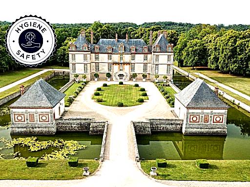 Romantic Paris: 4 beautiful chateau gardens to visit