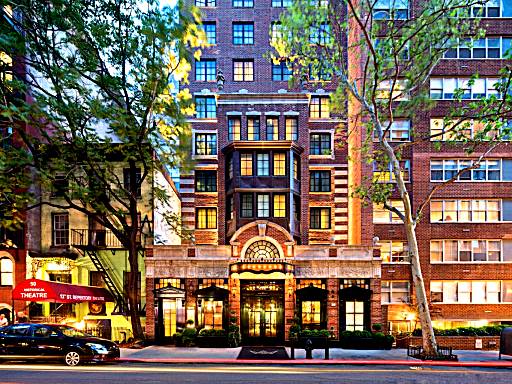 The 10 best hotels near Saks Fifth Avenue in New York, United States of  America