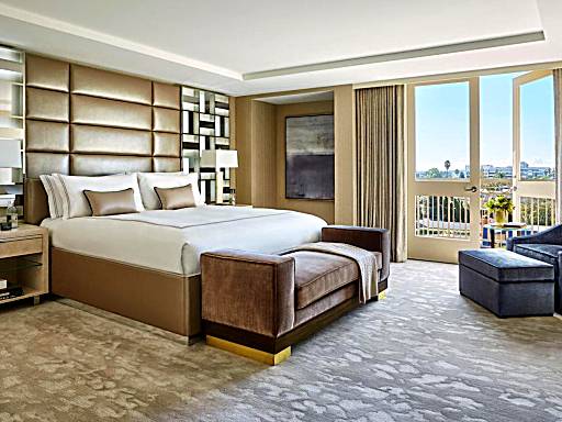 5 Star Hotel Beverly Hills - Luxury Hotel