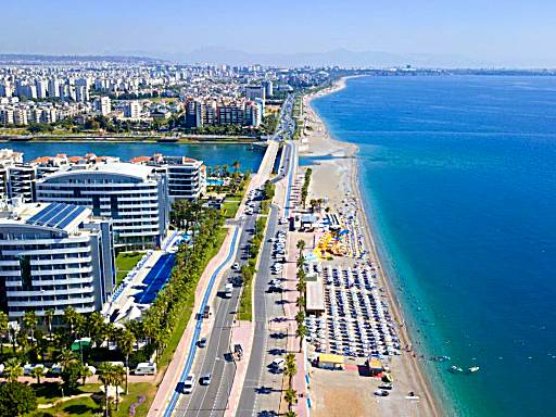 Top 20 Luxury Hotels Near Konyaalti Beach Antalya