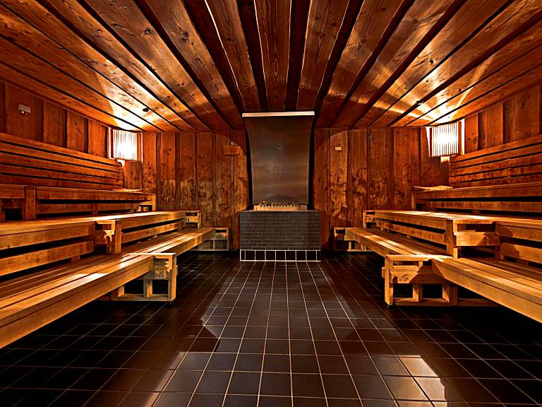 Top 20 Hotels with Sauna in Berlin - Nina Berg's Guide 2023
