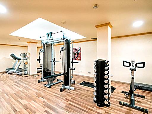 20 Hotels with Gym and Fitness Center in Playa de las Americas