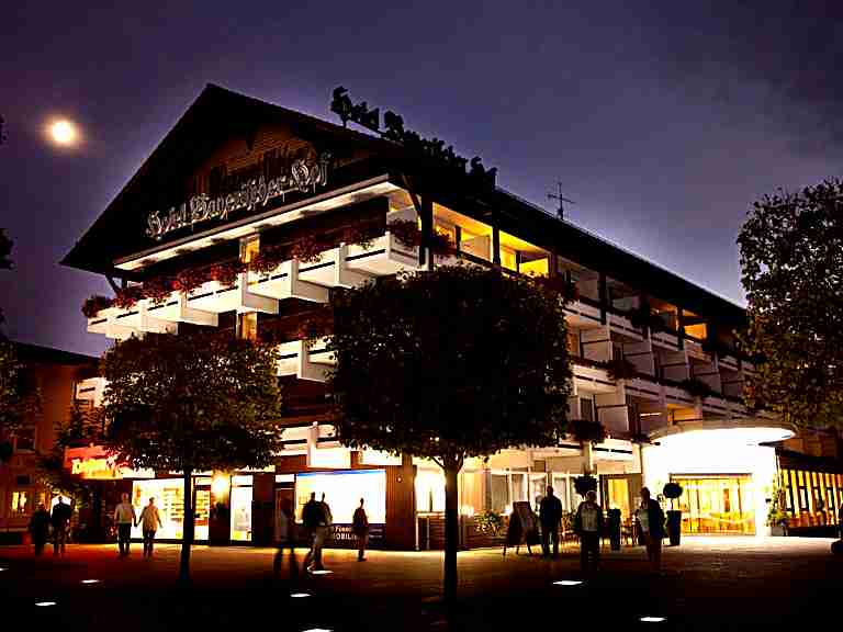 Top 16 Central Luxury Hotels In Bad Füssing - 