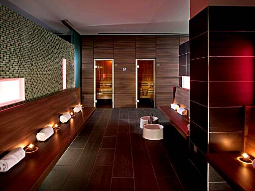 Top 20 Hotels with Sauna in Düsseldorf - Nina's Guide 2023