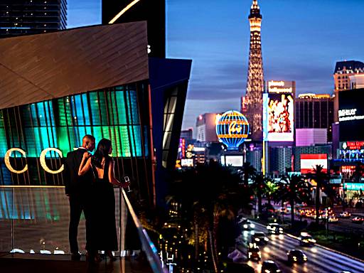 Las Vegas Hotels with 'In Your Face' Strip Views — The Most
