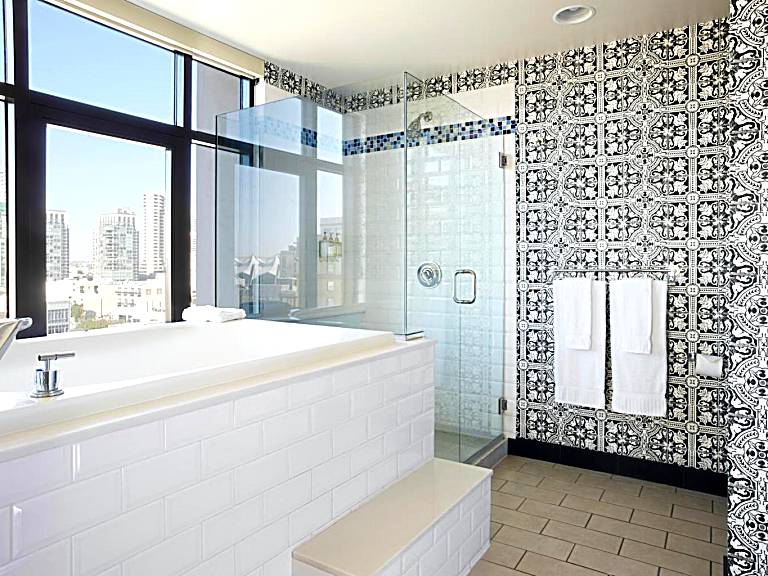 Hotel Rooms With Jacuzzi In San Diego, Bathtubs San Diego