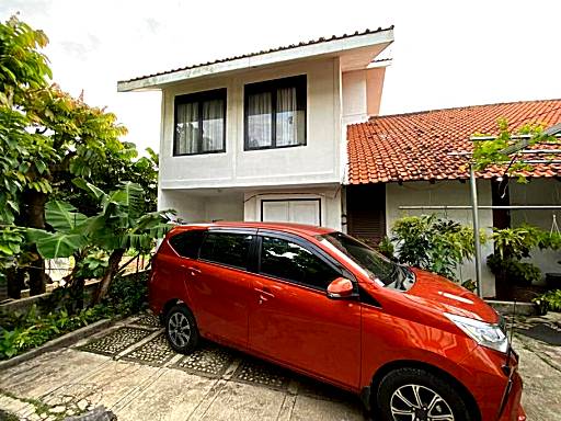 Coral House - Near Univ Indonesia Setu Babakan