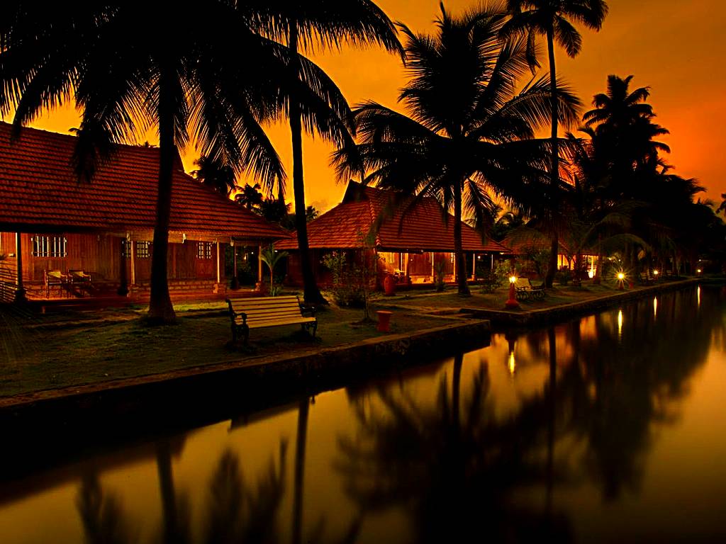 Kondai Lip Backwater Heritage Resort