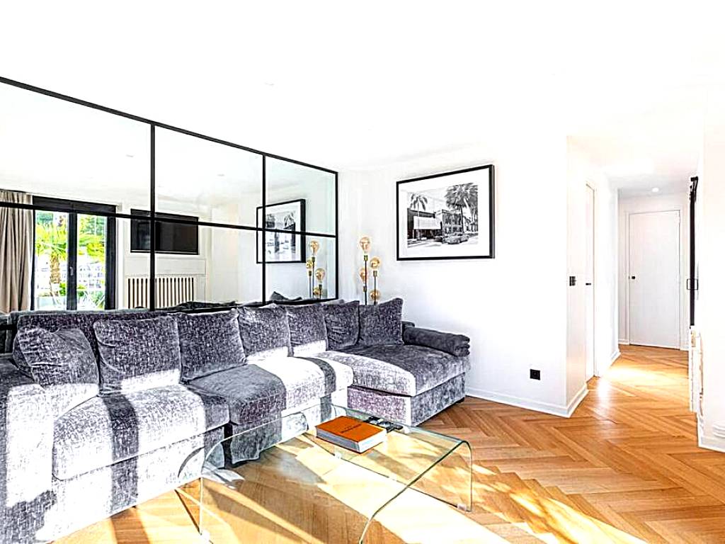 GuestReady - One prime stylish home in Montmartre