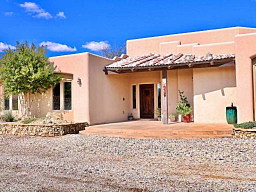 Beautiful and Comfortable Southwestern Home 1