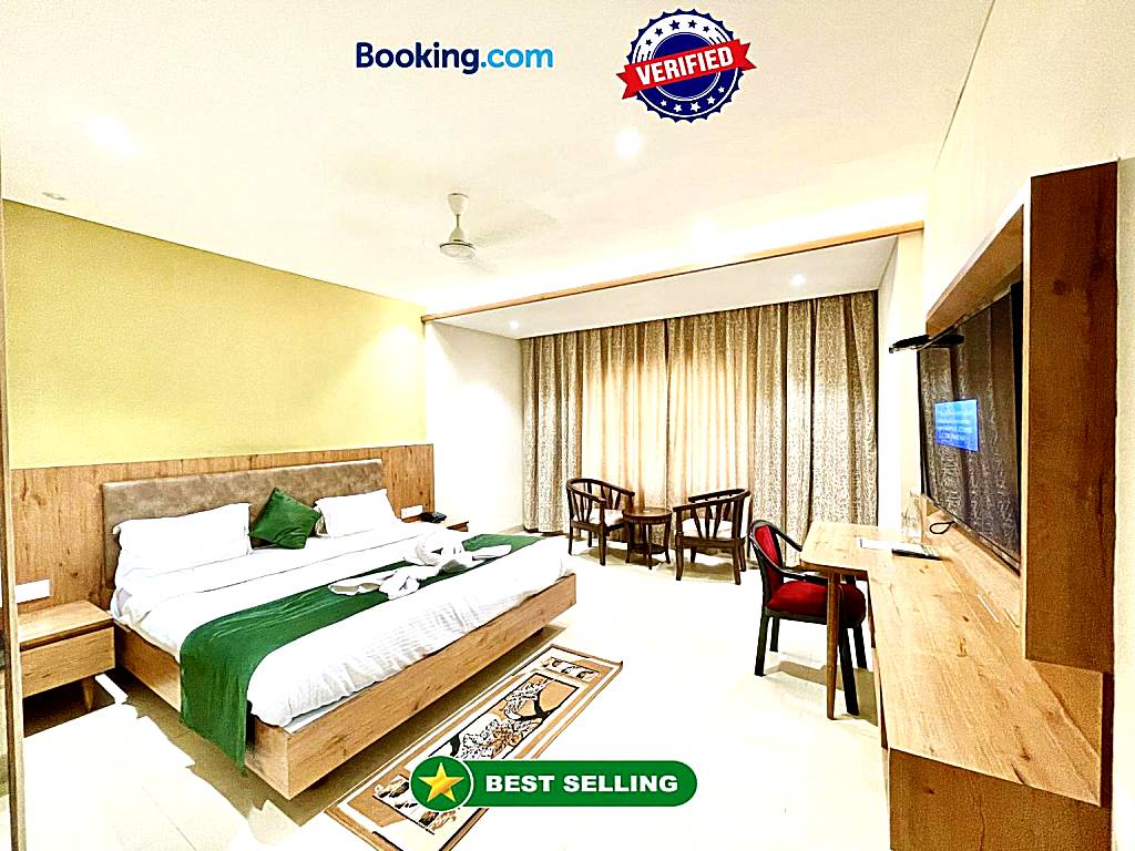 Hotel ROCKBAY, Puri Swimming-pool, near-sea-beach-and-temple fully-air-conditioned-hotel with-lift-and-parking-facility