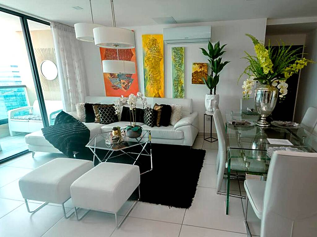 Luxury 3BR Apartment in Astria 908