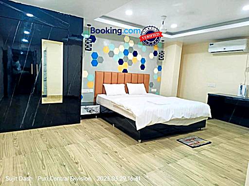 Hotel Santosh Inn Puri - Jagannath Temple - Lift Available - Fully Air Conditioned