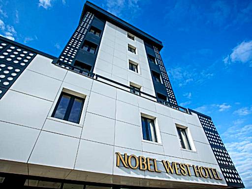 Nobel West Hotel