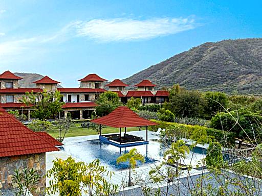 Anandam - Jacuzzi & Private Pool Villas in Udaipur