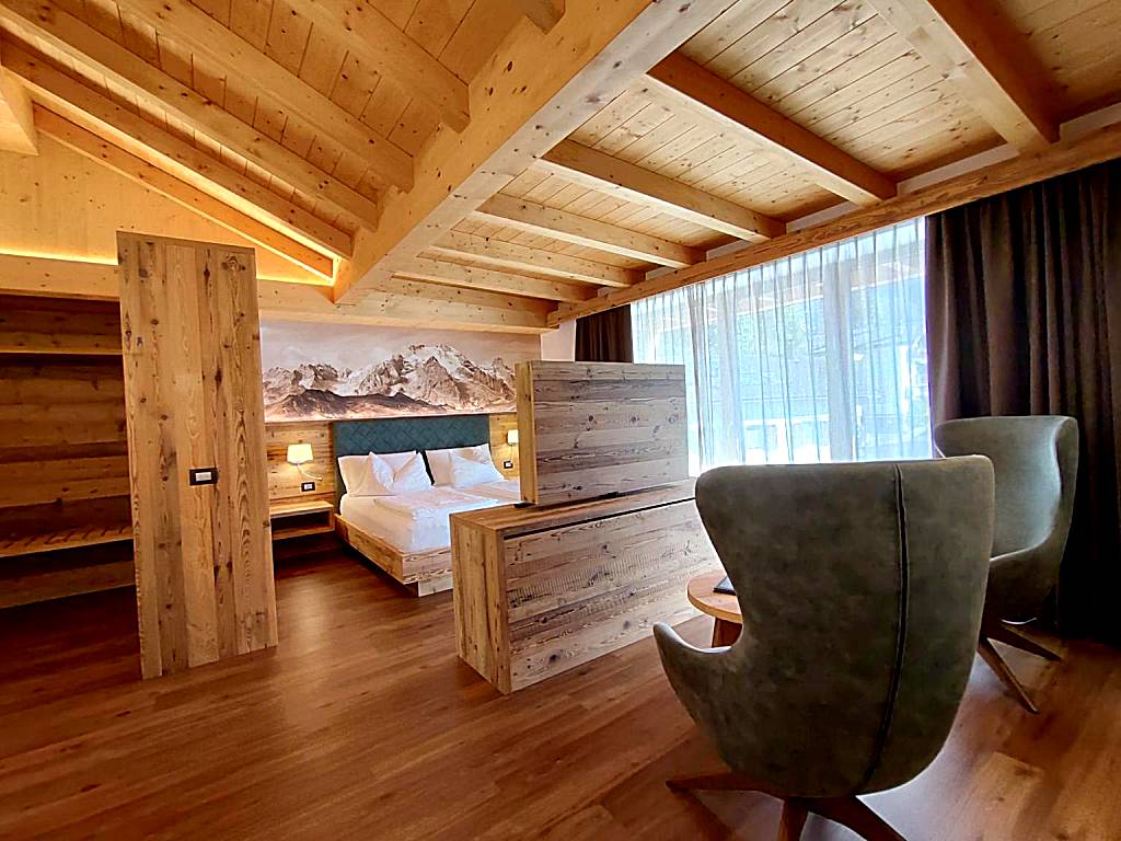DOLOMITES B&B - Suites, Apartments and SPA