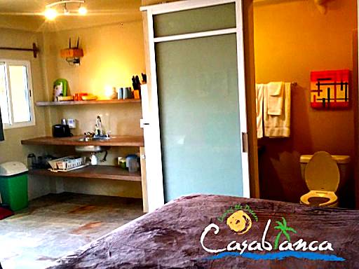 Casablanca Guest House - Adults Only - Starlink Internet!