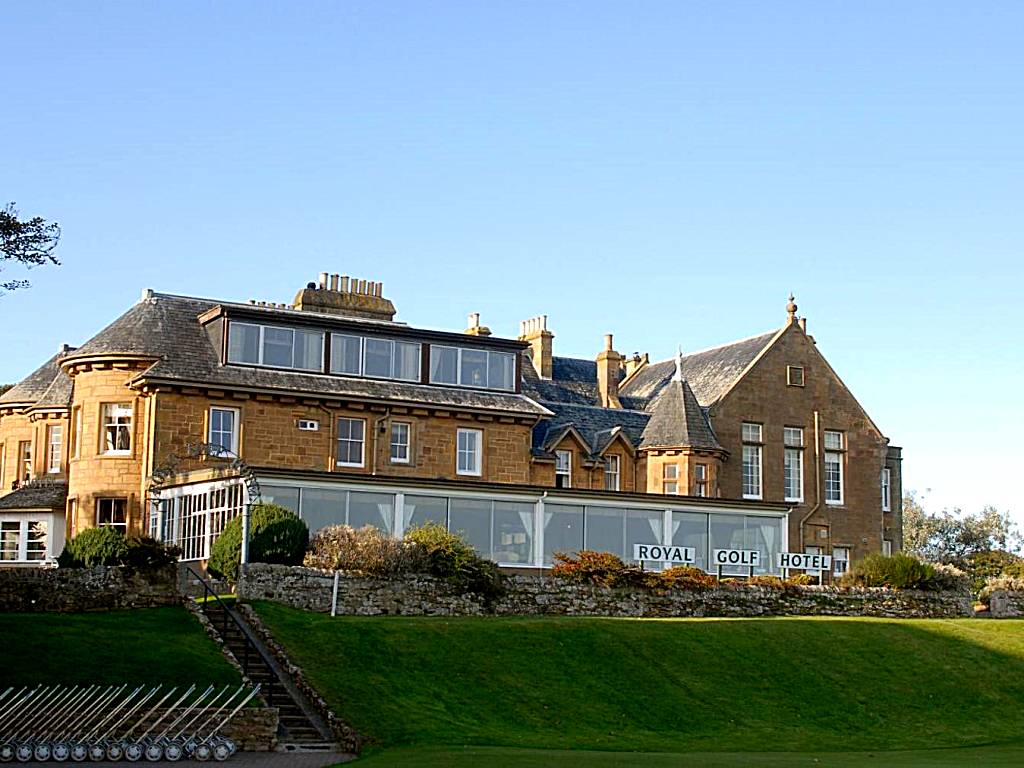Royal Golf Hotel