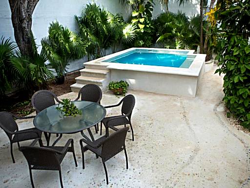 Cozy house downtown Cancun