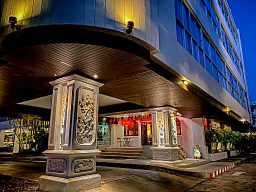 Sino House Phuket Hotel - SHA Plus