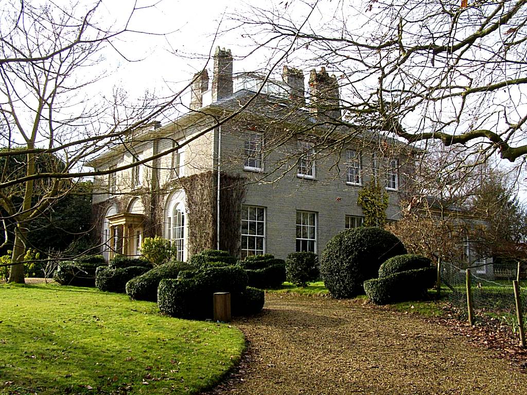 The Lynch Country House