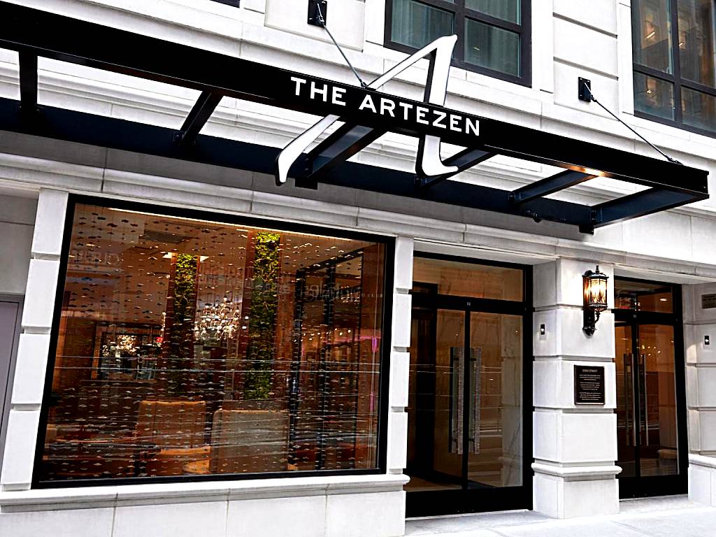 Artezen Hotel