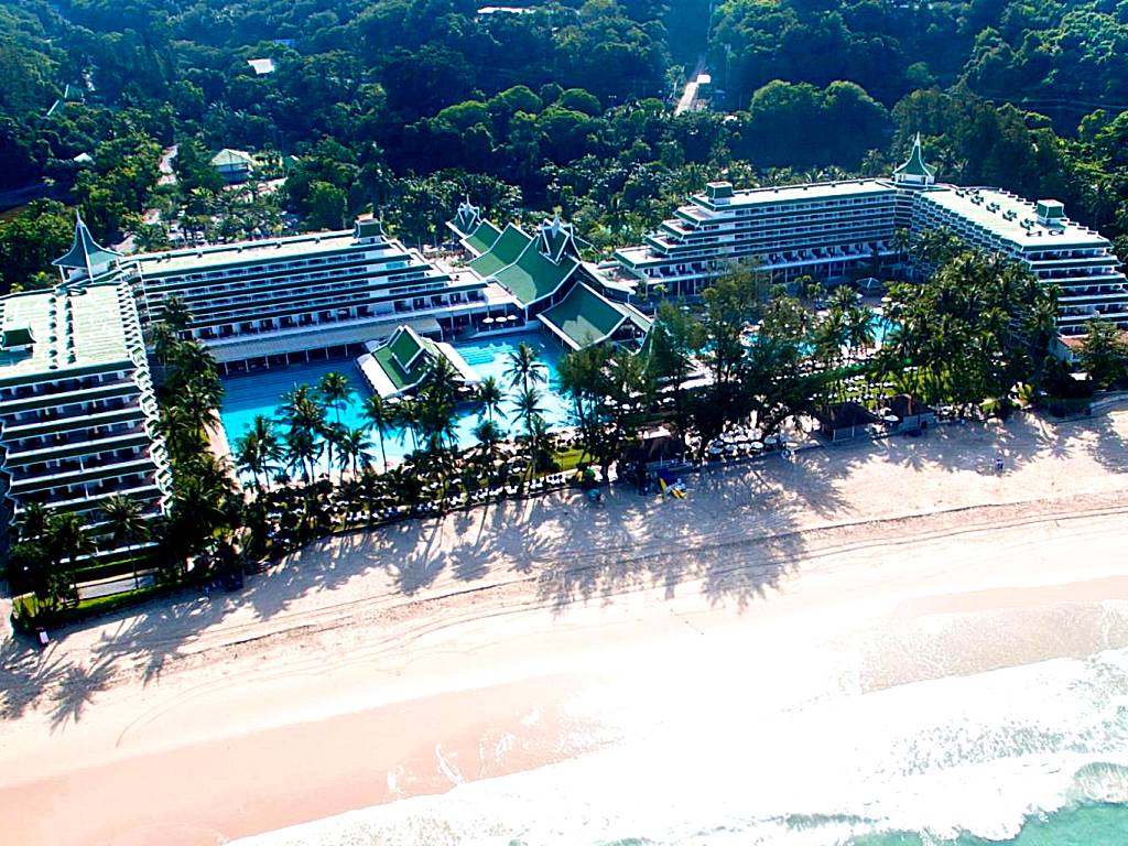 Le Meridien Phuket Beach Resort -