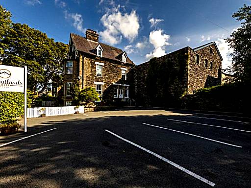 Wheatlands Lodge Guesthouse - Adults Only - Free car park - Licensed Venue