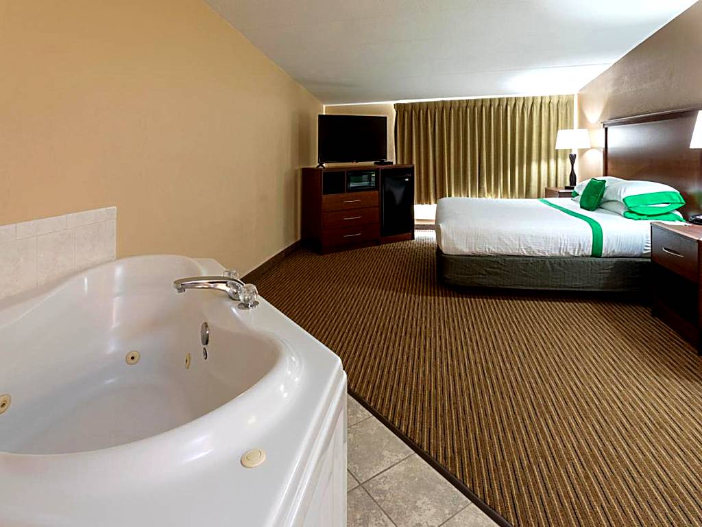 5 Hotel Rooms with Jacuzzi in Rochester Anna's Guide 2020