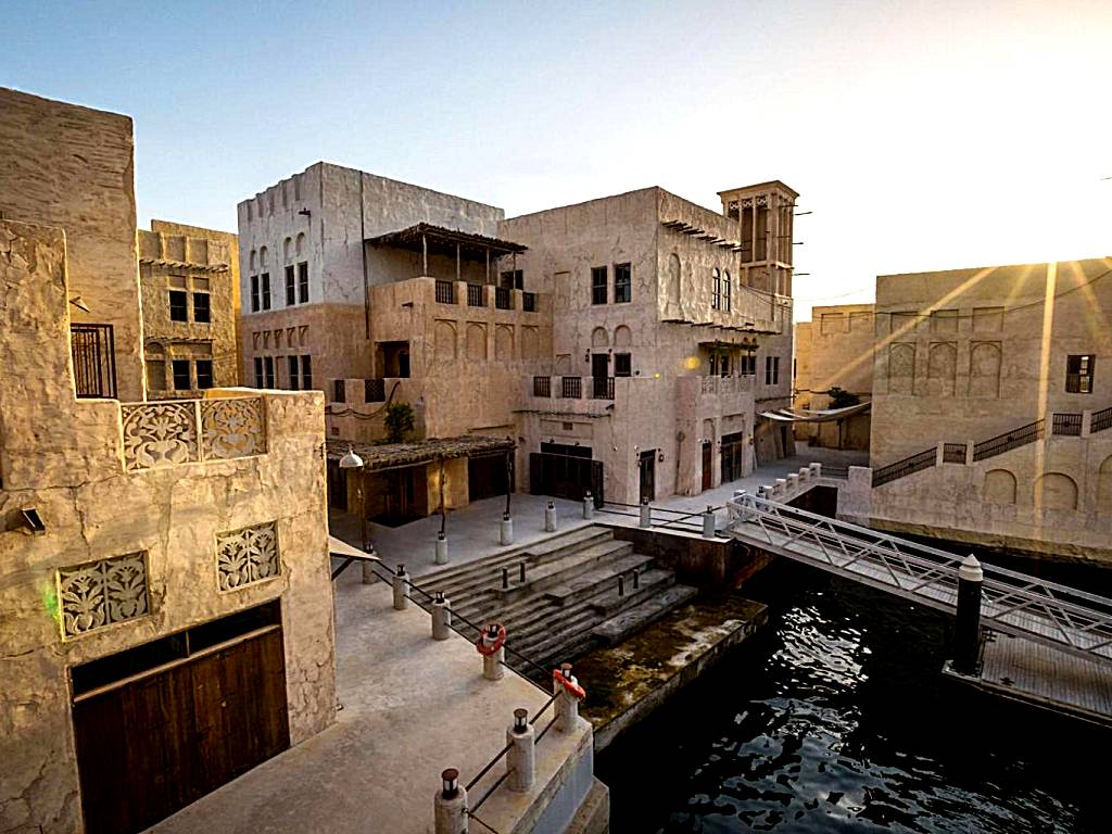 Al Seef Heritage Hotel Dubai, Curio Collection by Hilton