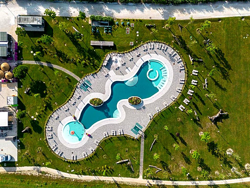 Marina Azzurra Resort