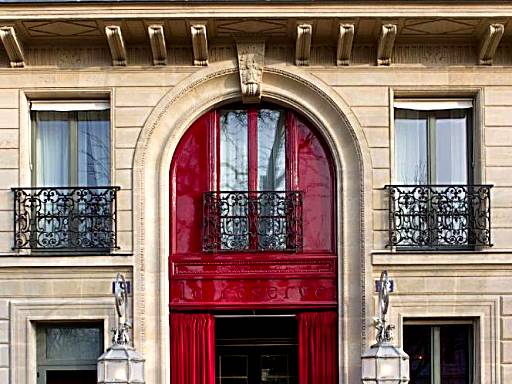 La Réserve Paris Hotel & Spa