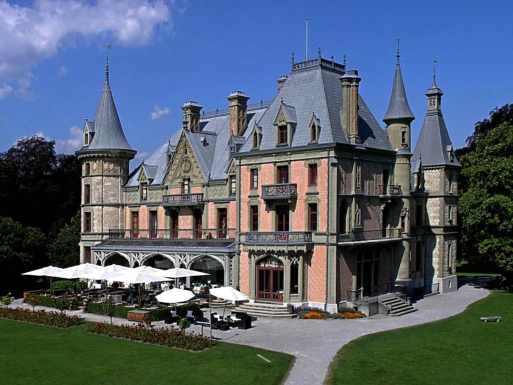 Schloss Schadau - Swiss Historic Hotel