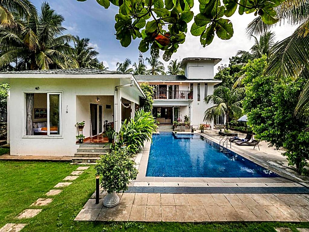 SaffronStays Osaree, Kihim - pet-friendly pool villa perfect for a workcation