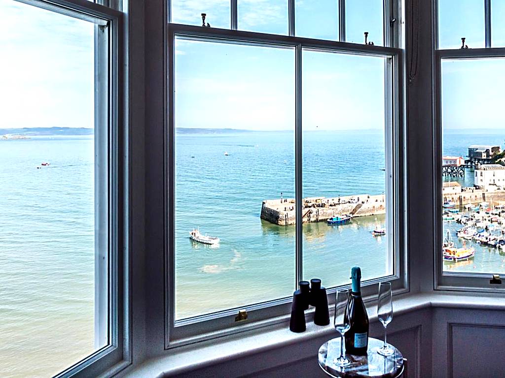 Fisherman's Catch - Two Bedroom Luxury Apartment - Tenby