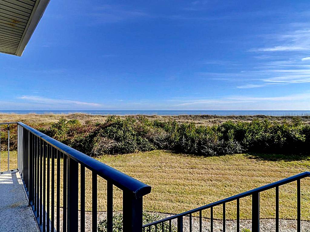 103 Sea Cloisters Oceanfront 2 BR condo