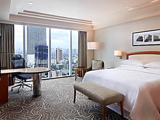 Top 20 Luxury Hotels near Malate, Manila - Sara Lind's Guide