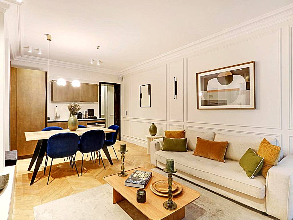 TheLander - Champs Elysées Serviced Apartments