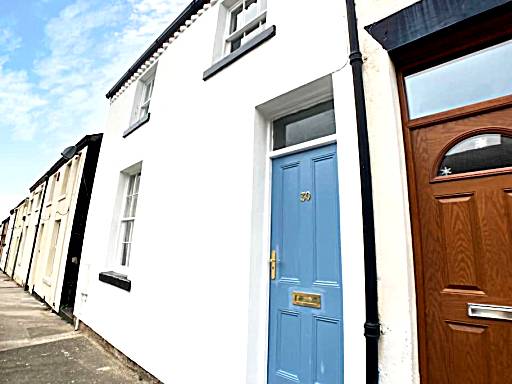 Cosy 2 bedroom cottage in Scarborough's Old Town