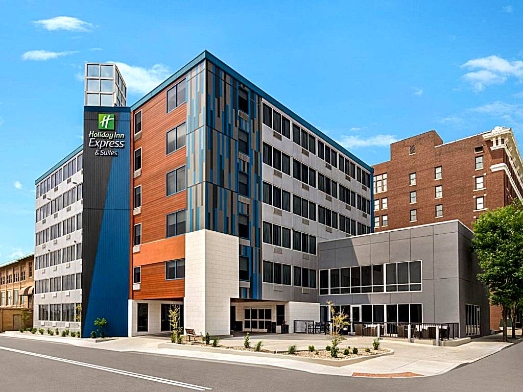 Holiday Inn Express & Suites Evansville Downtown, an IHG Hotel