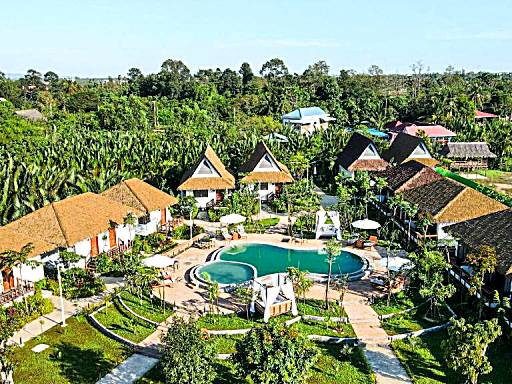 RiverTree Villa & Resort