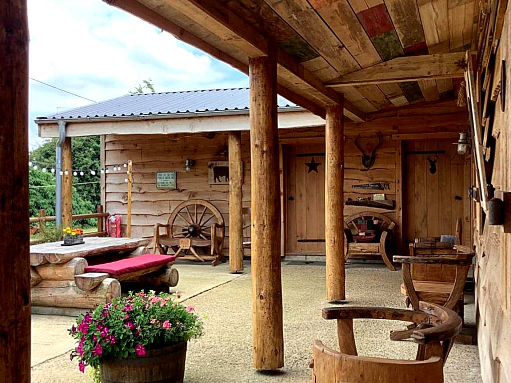 Oak ridge cabin