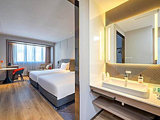 Holiday Inn Express Suzhou Luzhi, an IHG Hotel