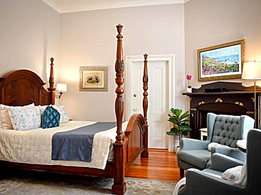 McCall House Boutique Hotel