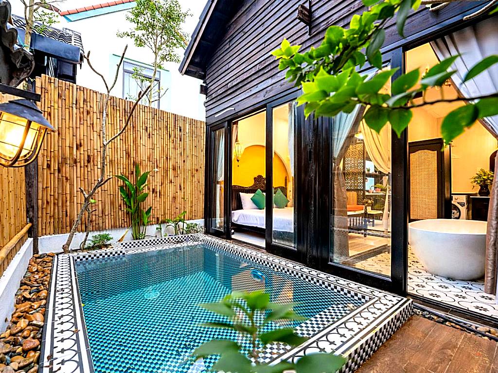 Hoi An Oasis Rosie Villa - 1 Bedroom with Private Pool and Garden View, Local Hoi An Decor