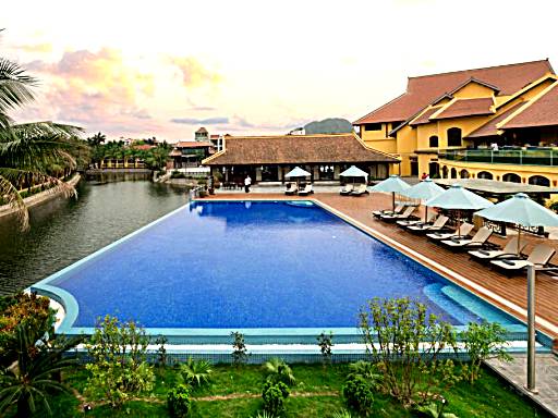 Emeralda Resort Tam Cốc