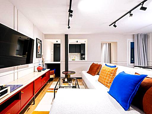 Stylish 4 suites +patio luxury apartment Gran Via